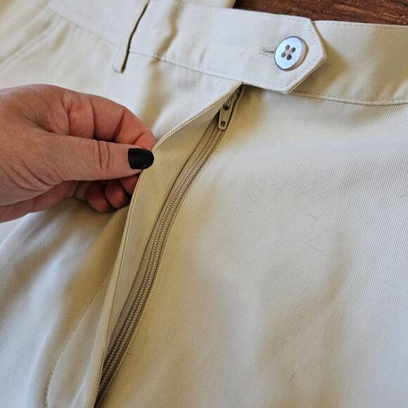 NWT Izod Golf Slacks - Picture 3 of 8